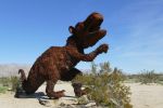 PICTURES/Borrego Springs Sculptures - Sloths & Bird of Prey/t_P1000390.JPG